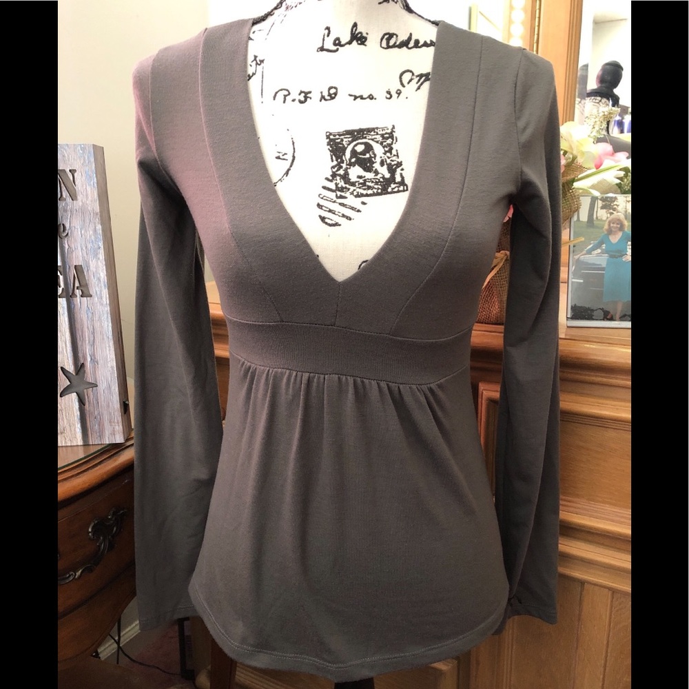 Fleurish top size S with empire waist E1